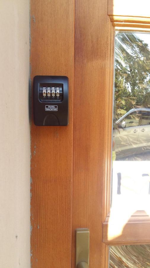 Varalja Apartman Tata Exteriér fotografie